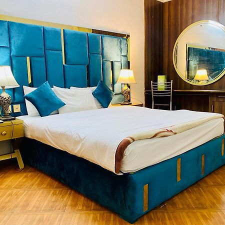 Fiesta Inn Hotel & Resorts Multan Zewnętrze zdjęcie