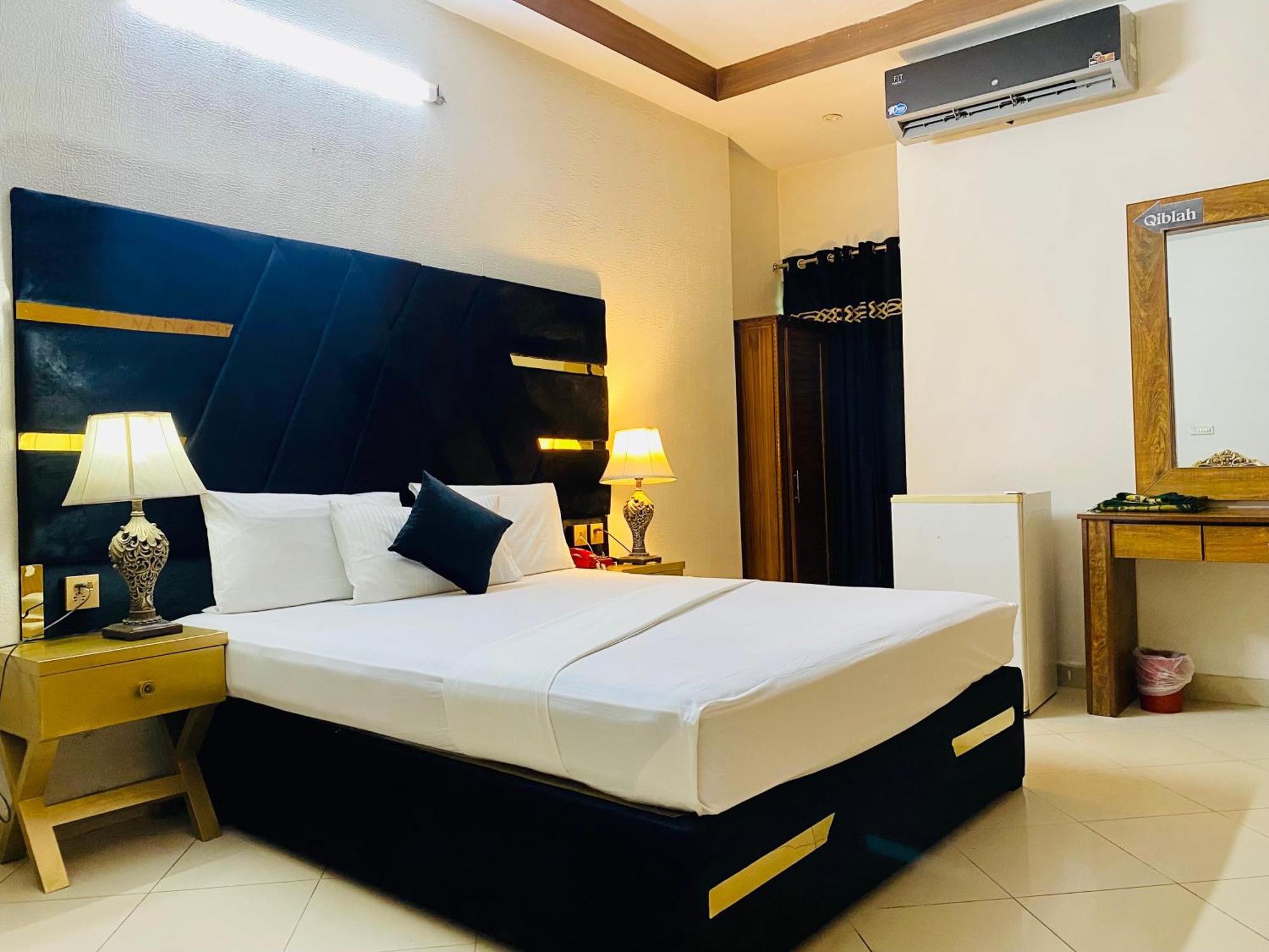 Fiesta Inn Hotel & Resorts Multan Zewnętrze zdjęcie