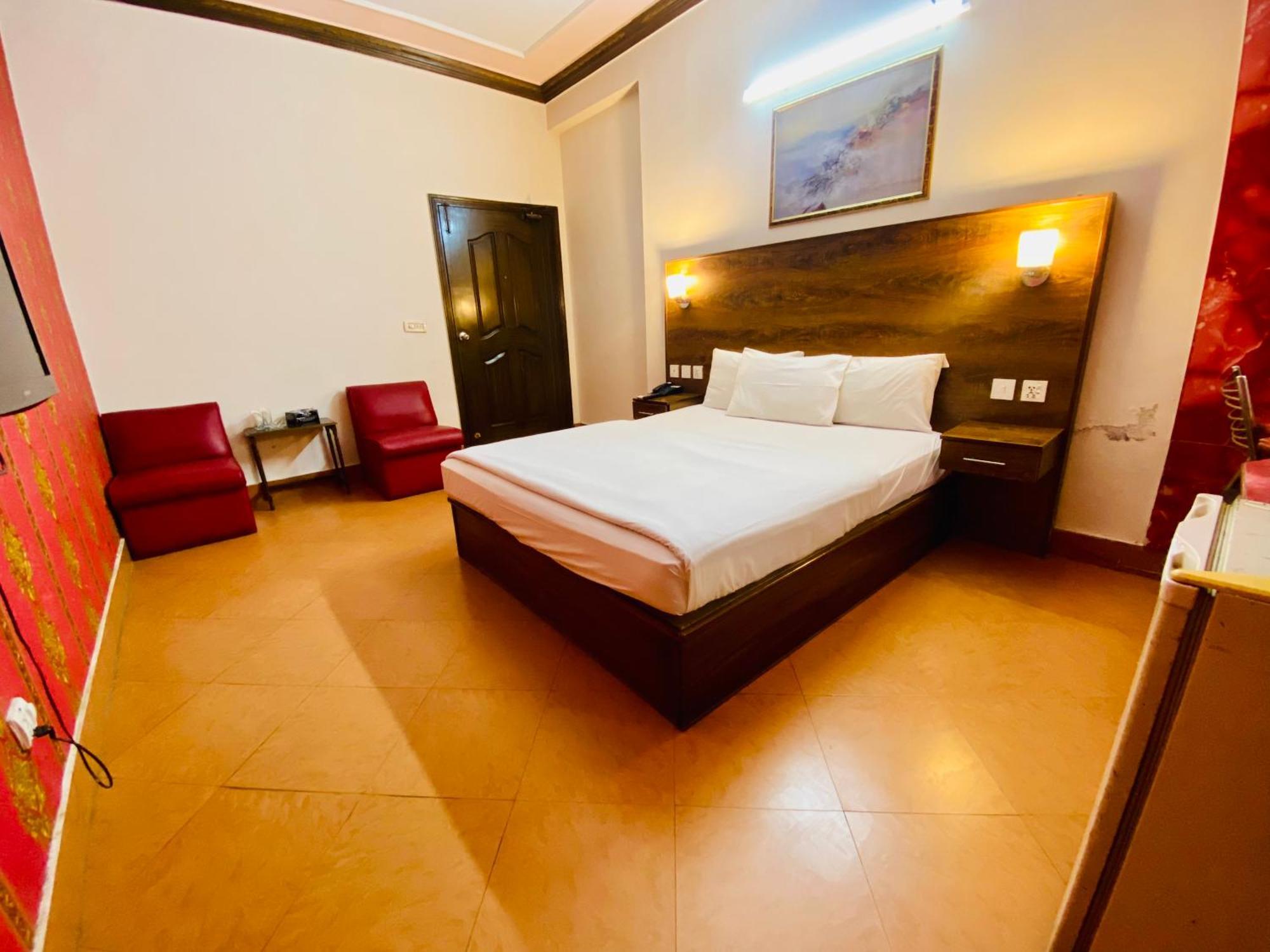Fiesta Inn Hotel & Resorts Multan Zewnętrze zdjęcie