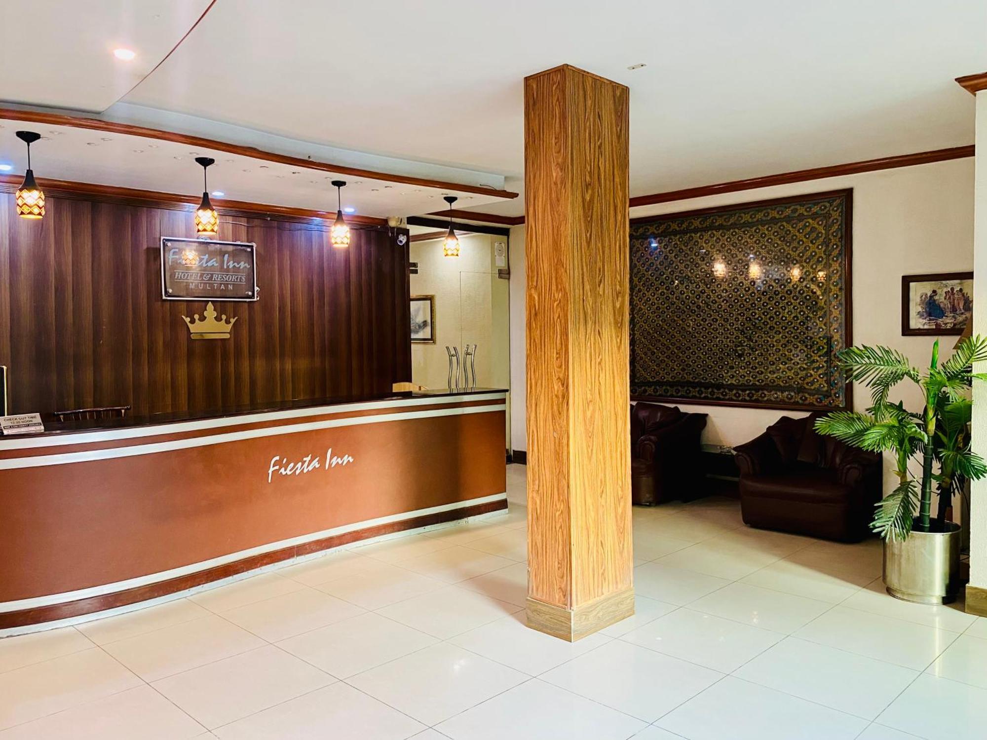 Fiesta Inn Hotel & Resorts Multan Zewnętrze zdjęcie