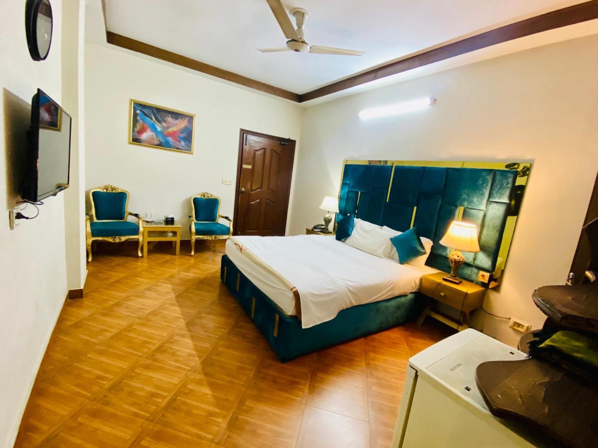 Fiesta Inn Hotel & Resorts Multan Zewnętrze zdjęcie