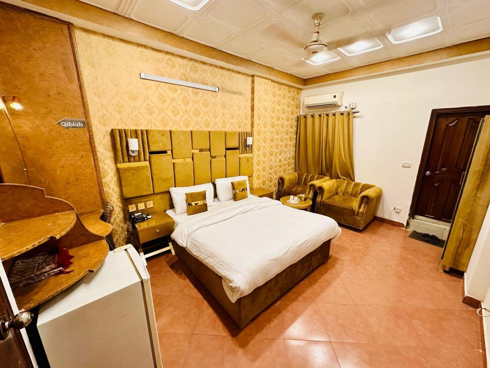 Fiesta Inn Hotel & Resorts Multan Zewnętrze zdjęcie