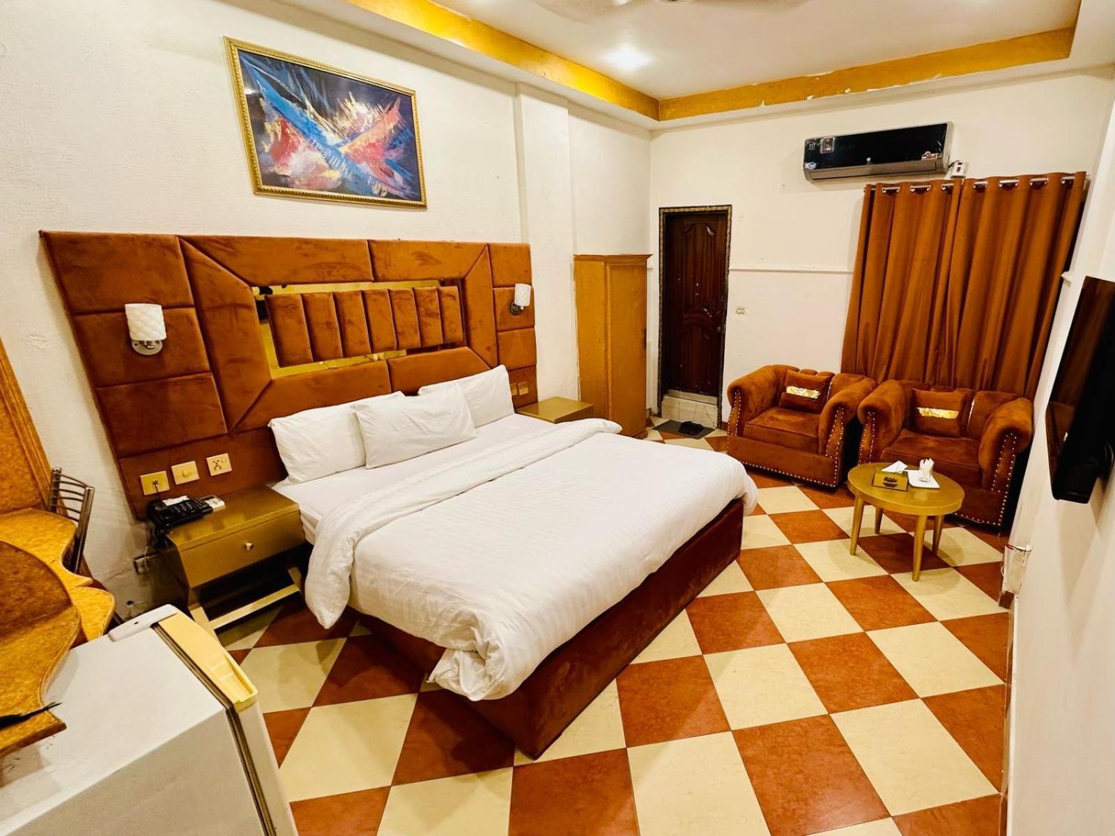 Fiesta Inn Hotel & Resorts Multan Zewnętrze zdjęcie