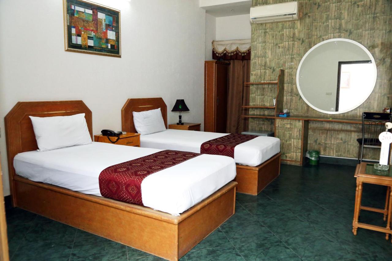 Fiesta Inn Hotel & Resorts Multan Zewnętrze zdjęcie